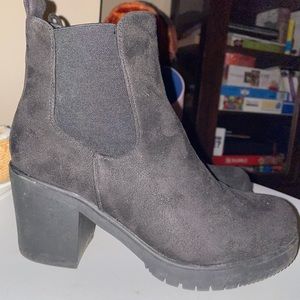 Super cute and comfy BLACK WEDGE BOOTIES